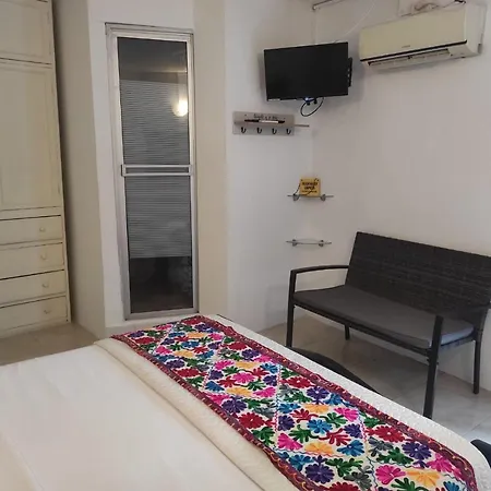 Hpt-st De Triple Con Piscina Aire Acondicionado Y Wifi En Getsemani *